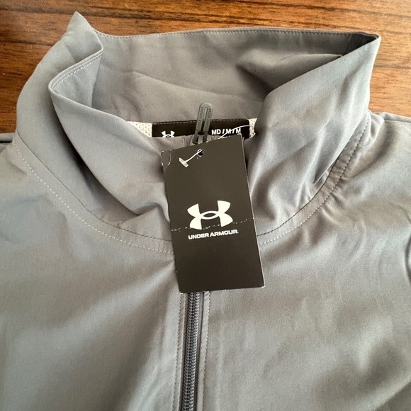 Under Armour NWT ladies loose fit lightweight jacket two tone grey size M - Picture 9 of 16